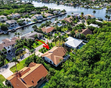 48 Harbour Drive N - Photo Thumbnail 1