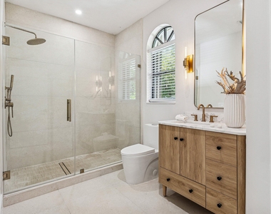 48 Harbour Drive N - Photo Thumbnail 13