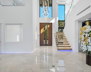 2650 Ne 48th Court - Photo Thumbnail 12