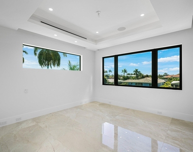 2650 Ne 48th Court - Photo Thumbnail 36