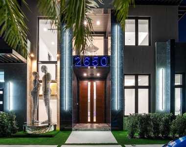 2650 Ne 48th Court - Photo Thumbnail 2