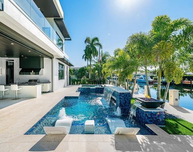 2650 Ne 48th Court - Photo Thumbnail 58