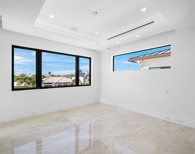 2650 Ne 48th Court - Photo Thumbnail 47