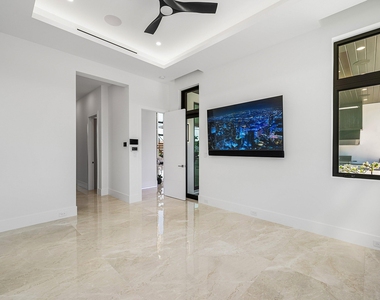 2650 Ne 48th Court - Photo Thumbnail 27