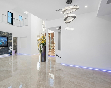 2650 Ne 48th Court - Photo Thumbnail 17