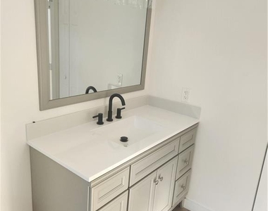 4508 Sw 160th Avenue - Photo Thumbnail 5