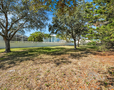 211 Nw Pleasant Grove Way - Photo Thumbnail 20