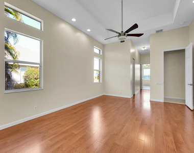 211 Nw Pleasant Grove Way - Photo Thumbnail 11