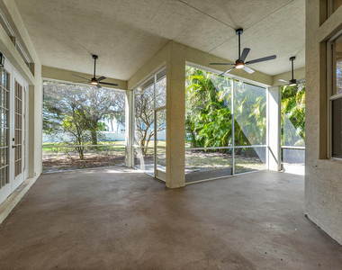 211 Nw Pleasant Grove Way - Photo Thumbnail 17