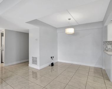 4156 Inverrary Drive - Photo Thumbnail 2