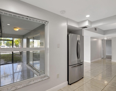 4156 Inverrary Drive - Photo Thumbnail 12