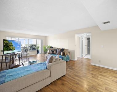 10777 W Sample Road - Photo Thumbnail 2