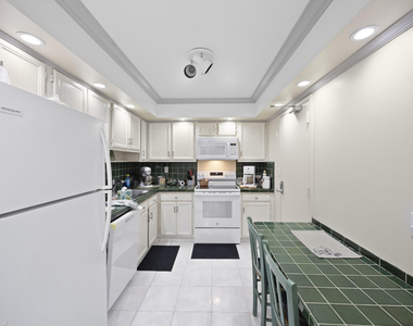 10777 W Sample Road - Photo Thumbnail 10