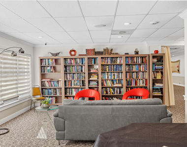 10777 W Sample Road - Photo Thumbnail 26