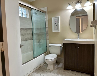 5438 Verona Drive - Photo Thumbnail 14