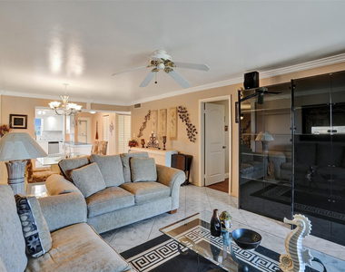 5860 Nw 44th Street - Photo Thumbnail 12