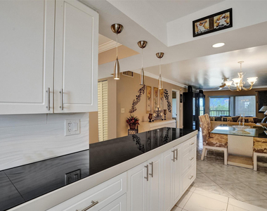 5860 Nw 44th Street - Photo Thumbnail 6