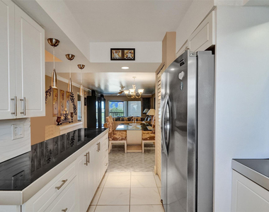 5860 Nw 44th Street - Photo Thumbnail 4