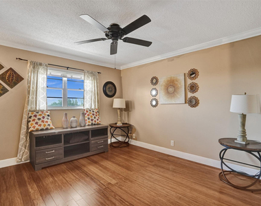 5860 Nw 44th Street - Photo Thumbnail 32