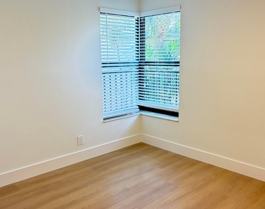 3460 Nw 47th Avenue - Photo Thumbnail 21