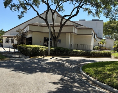 3460 Nw 47th Avenue - Photo Thumbnail 31