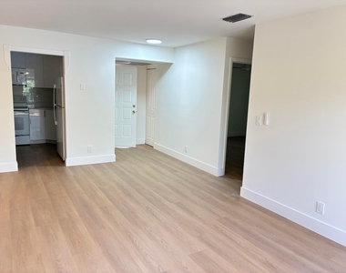 3460 Nw 47th Avenue - Photo Thumbnail 10