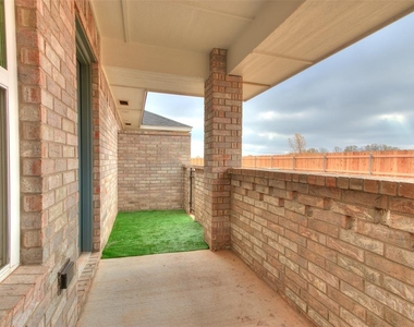 13013 Nw 3rd Court - Photo Thumbnail 8