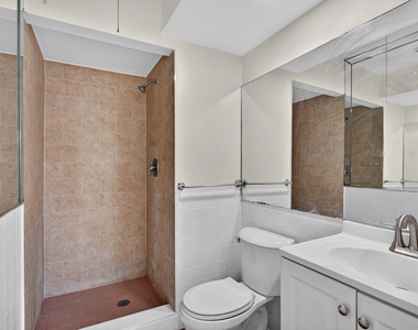 220 Nw 43rd Court - Photo Thumbnail 24