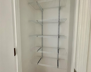 1645 Arlyn Circle - Photo Thumbnail 12