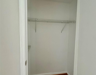 1645 Arlyn Circle - Photo Thumbnail 14