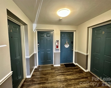 1645 Arlyn Circle - Photo Thumbnail 2
