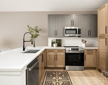 10500 Midway Park Drive - Photo Thumbnail 10