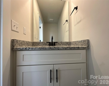 130 18th Street Place Nw - Photo Thumbnail 4