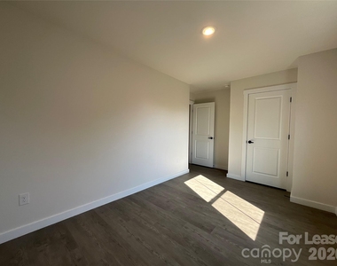 128 18th Street Place Nw - Photo Thumbnail 12
