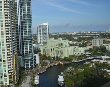 511 Se 5 Avenue - Photo Thumbnail 7