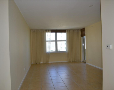 511 Se 5 Avenue - Photo Thumbnail 1