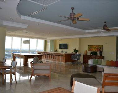 511 Se 5 Avenue - Photo Thumbnail 14
