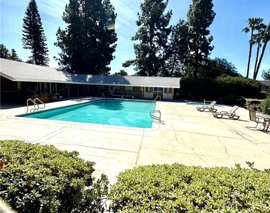 684 E Lee Place - Photo Thumbnail 26