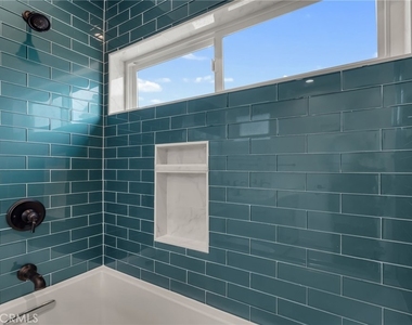 22434 Berdon St - Photo Thumbnail 29