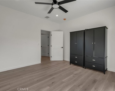 22434 Berdon St - Photo Thumbnail 25