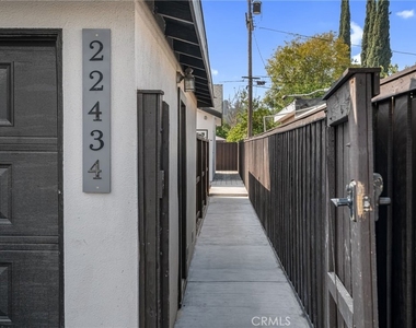 22434 Berdon St - Photo Thumbnail 1