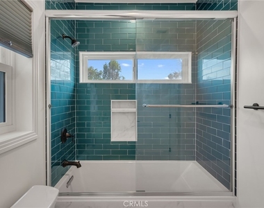22434 Berdon St - Photo Thumbnail 28