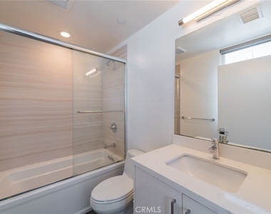 6016 W Beachwood Ln - Photo Thumbnail 22