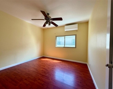 607 W 101st Street - Photo Thumbnail 12