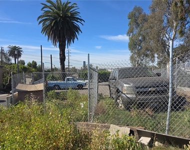 1203 E Cesar E Chavez - Photo Thumbnail 41