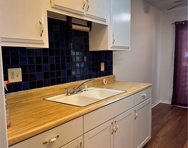 1350 W Lambert Rd - Photo Thumbnail 5