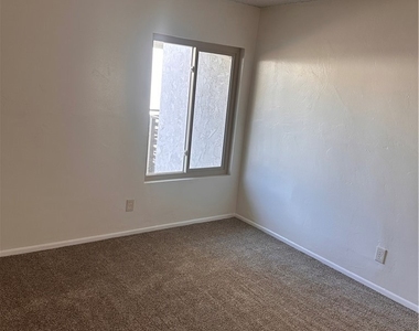1350 W Lambert Rd - Photo Thumbnail 7