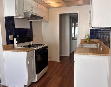 1350 W Lambert Rd - Photo Thumbnail 13