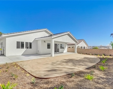 451 Hervey Avenue - Photo Thumbnail 10