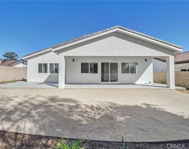 451 Hervey Avenue - Photo Thumbnail 11